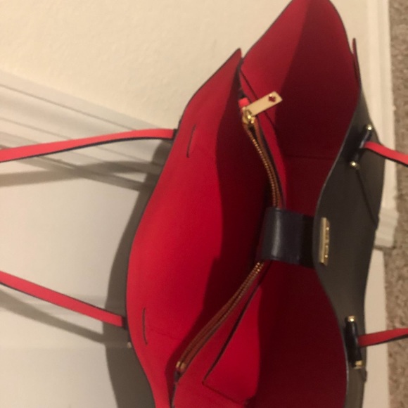 Kate spade navy purse with orange inside Beautiful hand bag great condition - Picture 2 of 4